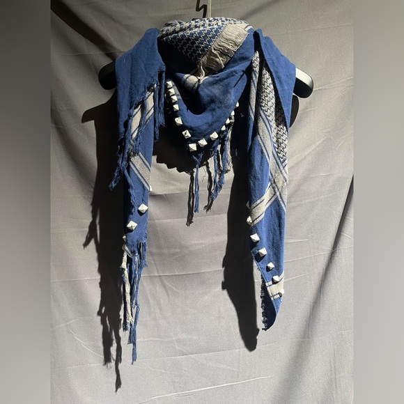 Undercover 06ss Wasteland style Blue scarf